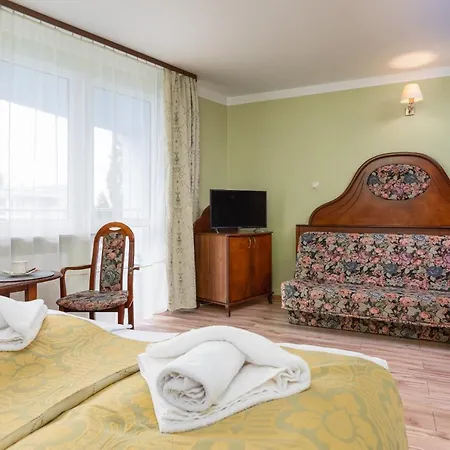 Awangardia By Renters *